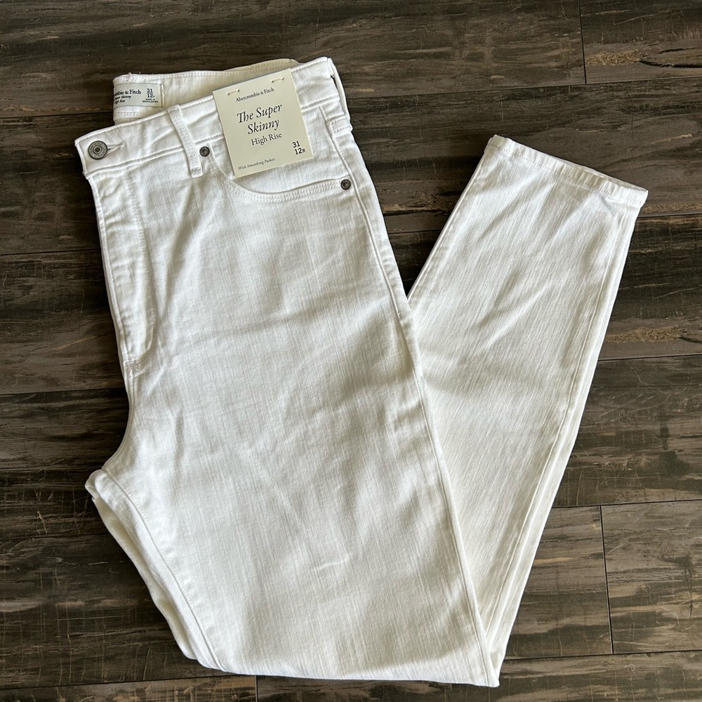 White Super Skinny Jeans
